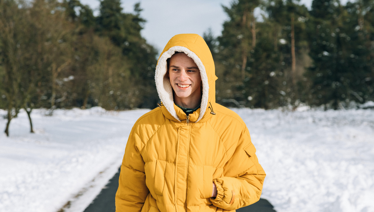 Carry a jacket, packing tips for travelling in Winter - Low Cost Vibes Blog