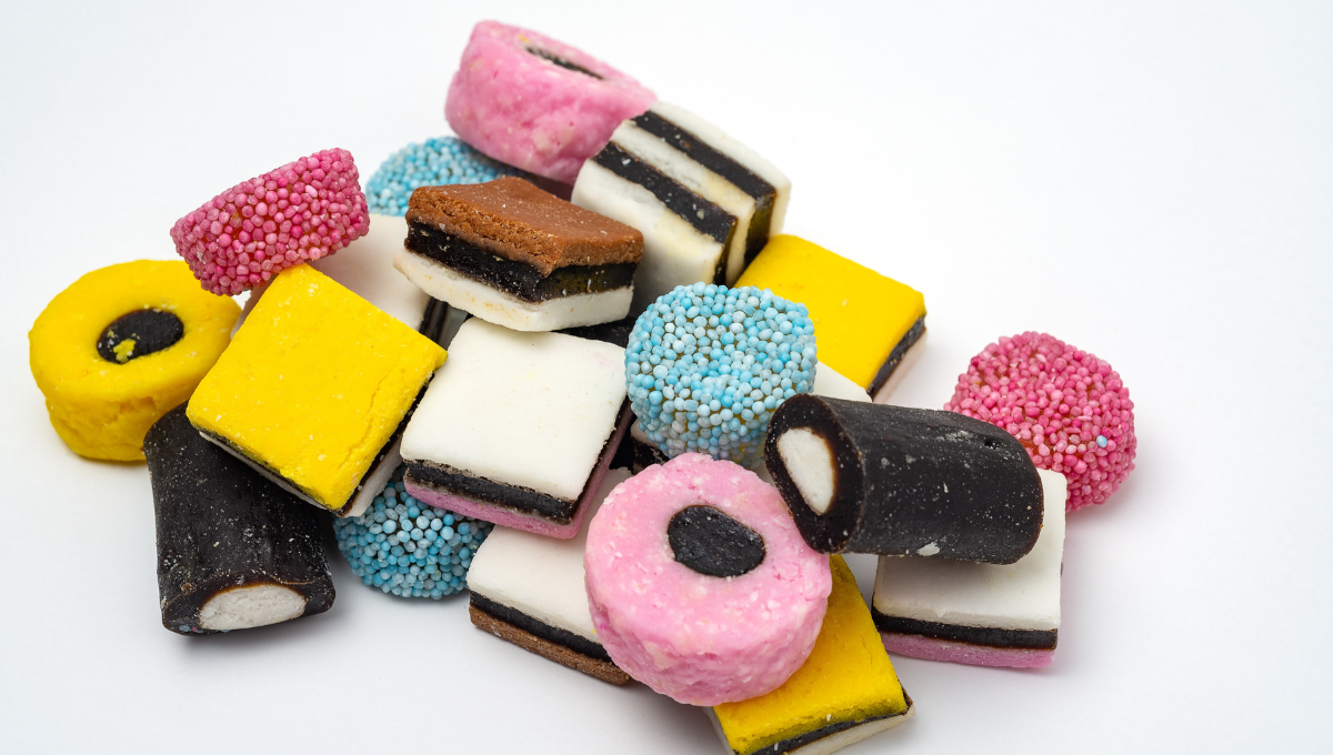 Liquorice, delicious Dutch Dishes to try in Amsterdam - Low Cost Vibes Blog