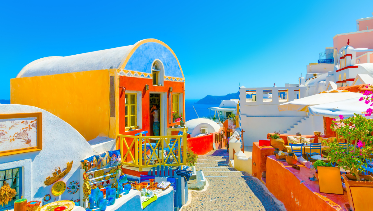 Santorini, Greece - Low Cost Vibes Blog