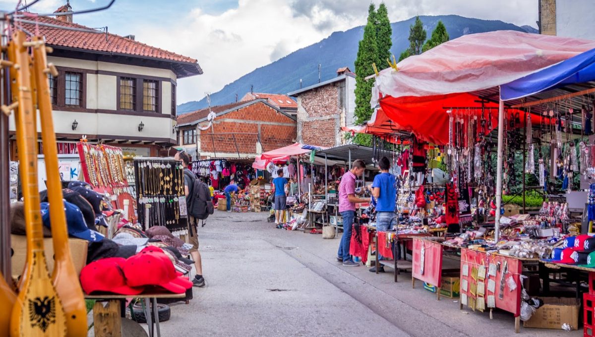 Bazaar shopping in Pristina's Old Town - Low Cost Vibes Blog, Good Vibes Only
