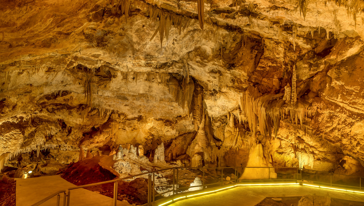 Best things to do in Lipa Cave, Montenegro - Low Cost Vibes Blog, Good Vibes Only