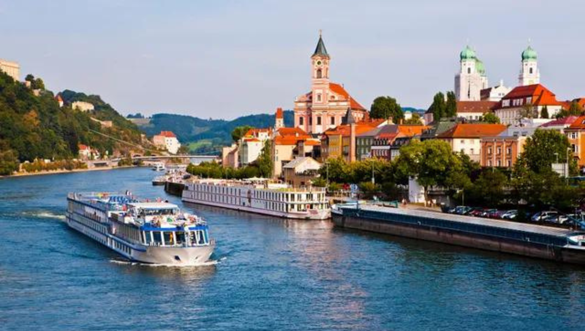 Cruise on the Danube River - Low Cost Vibes Blog, Good Vibes Only