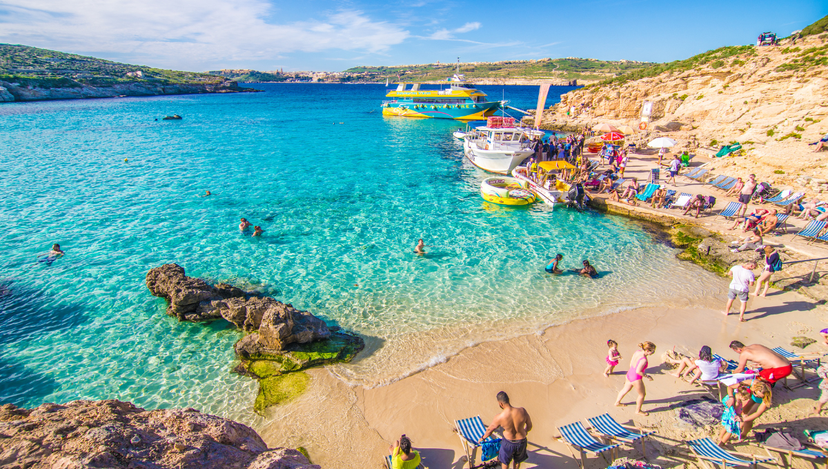 Blue Lagoon on Comino - Low Cost Vibes Blog, Good Vibes Only