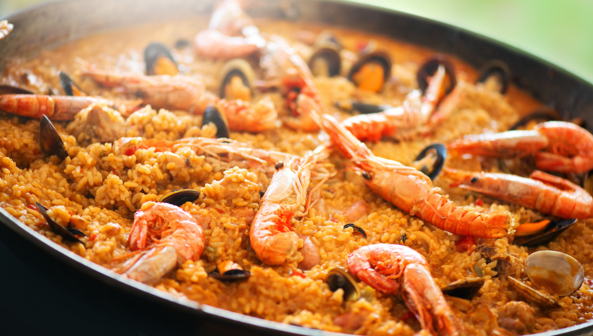 Paella in Spanish, Five Best World-class Cuisine - Low Cost Vibes Blog